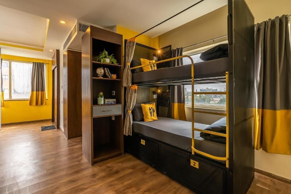 The Hosteller Bangalore, Brigade Road