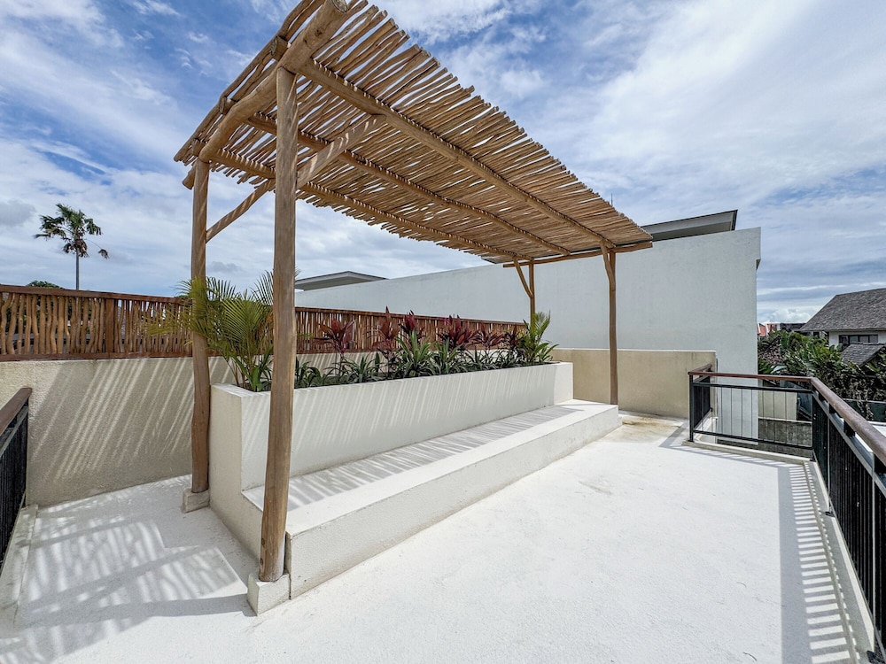 Athaya Canggu Villas by Nagisa Bali