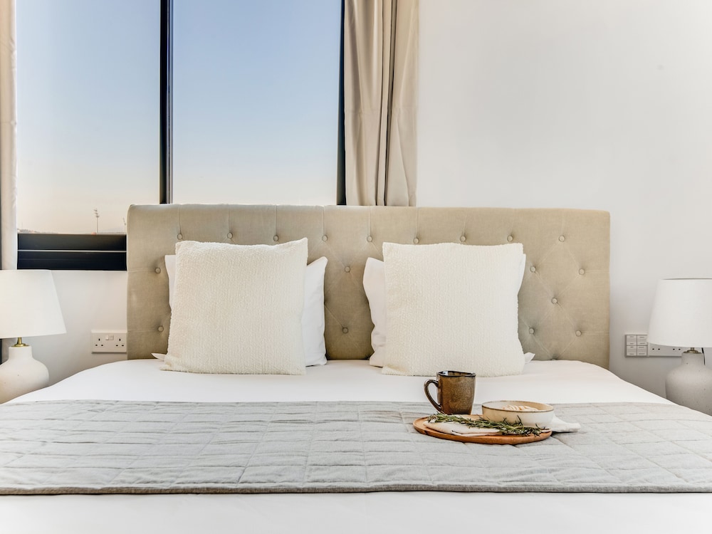 Sanders Crystal 1 Precious 3 Bdr Apt With Shared Pool view 3
