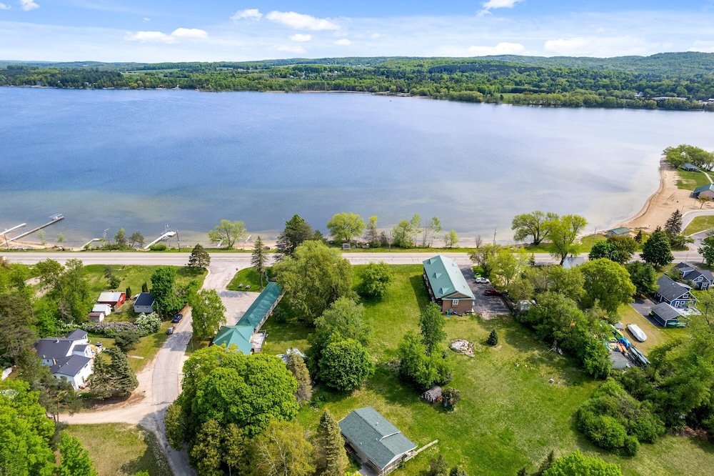 South Arm Retreats
