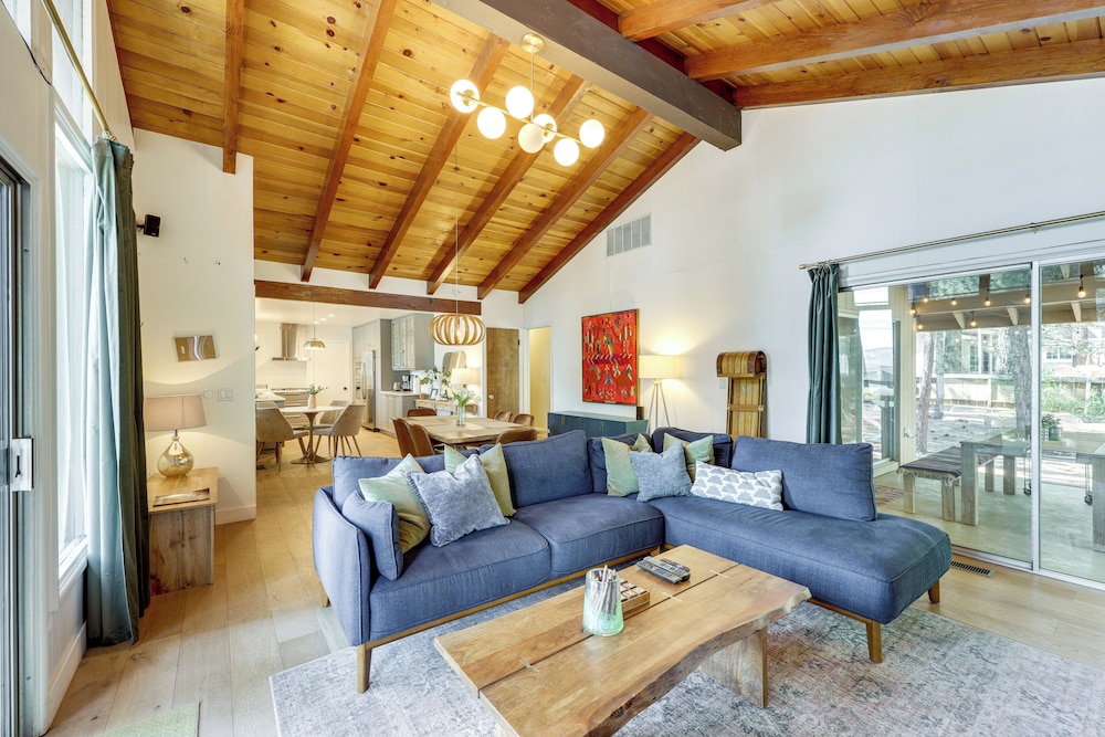 Game Room + Deck: Wooded Big Bear Lake Retreat