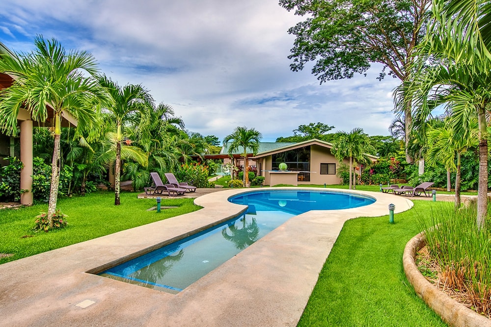 Hotel Hidden Palms Nosara - Image 1