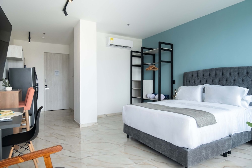 w Bright 1BR w Ocean View Near C Amurallada