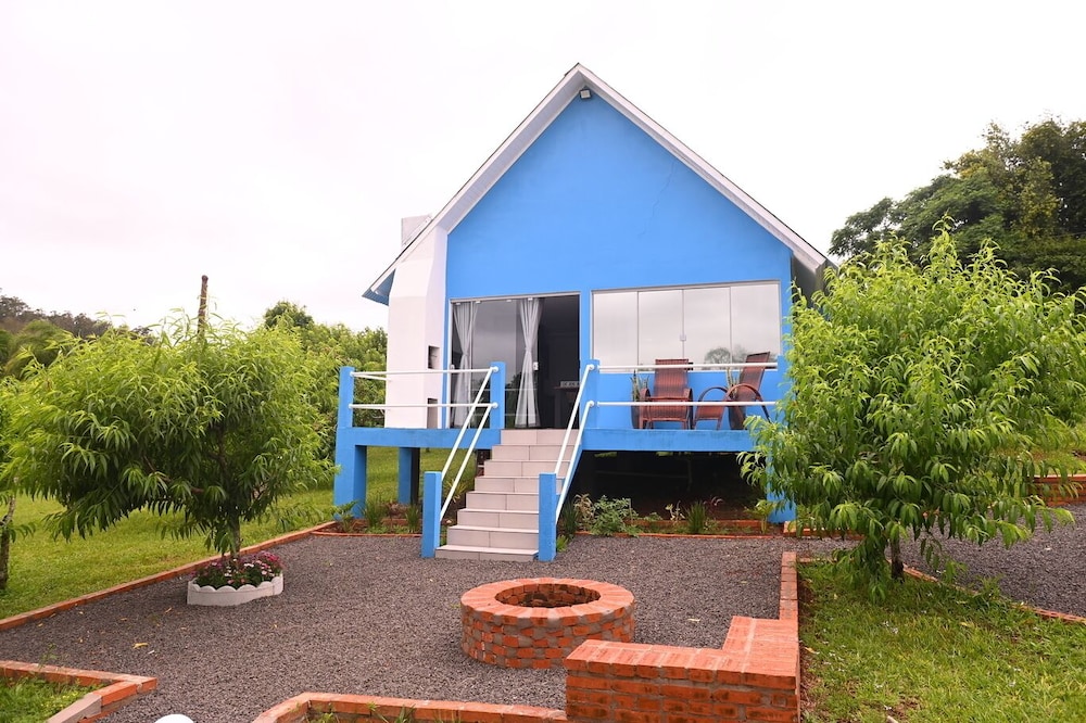 Cabana Pet Friendly com Hidro e Churrasqueira