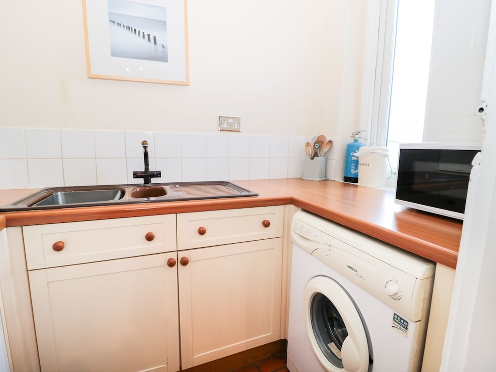 Berwick-upon-Tweed Vacations - Corbett Cottage - Property Image 6