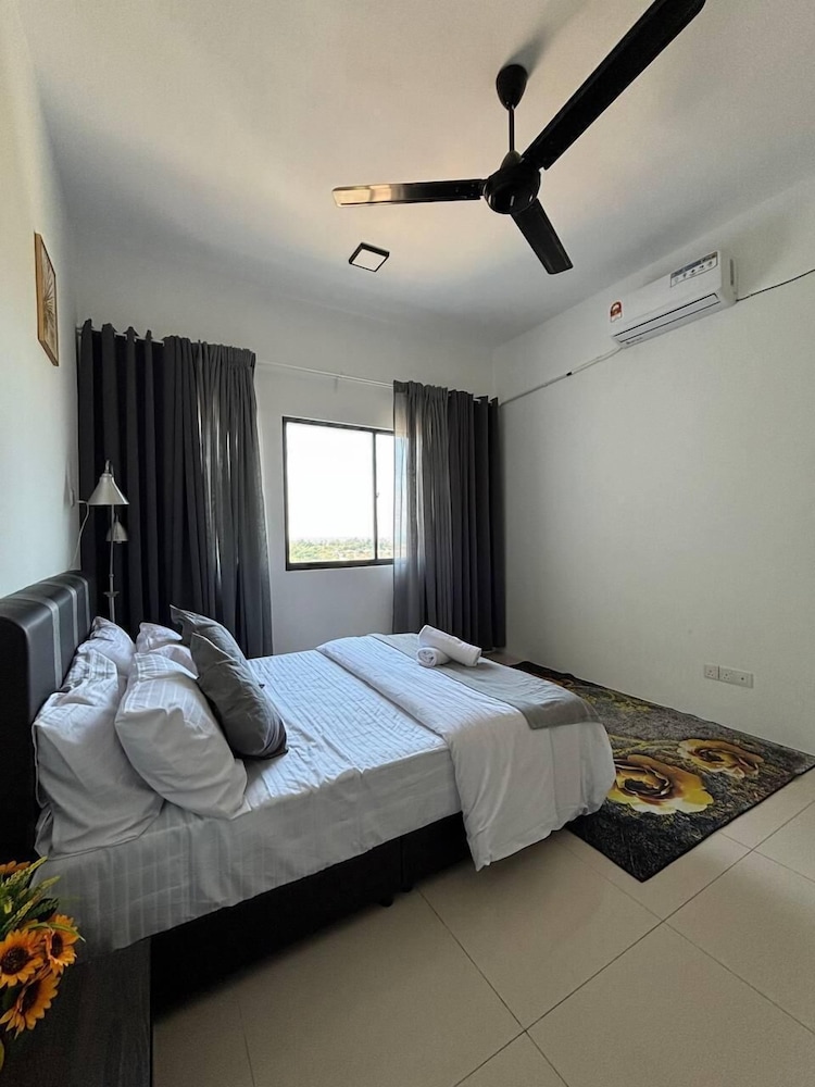 Icon Residence  Luxury Condo photo 8