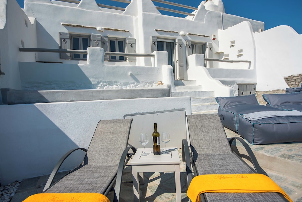 Apleton Villas Paros