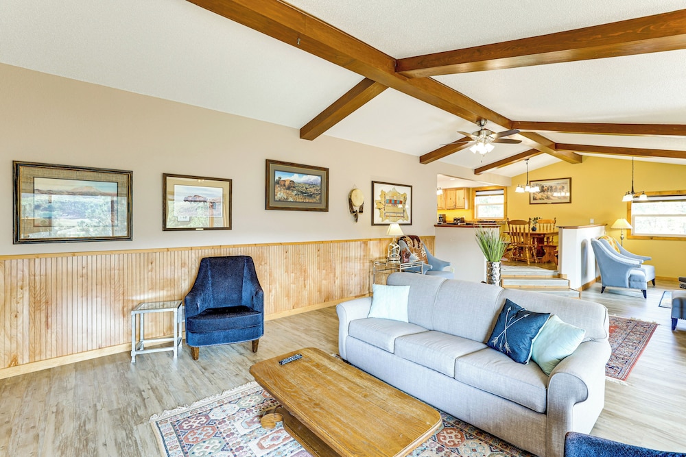 'hayward Valley House' Black Hills Family Retreat