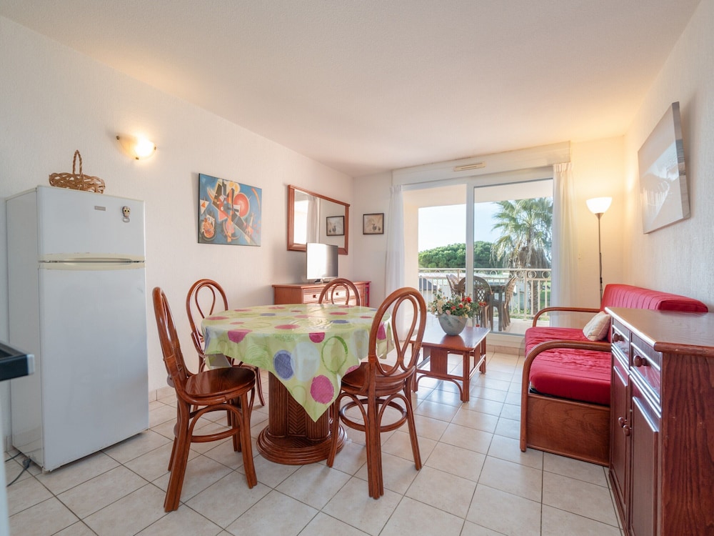 Apartment Near Richelieu Beach