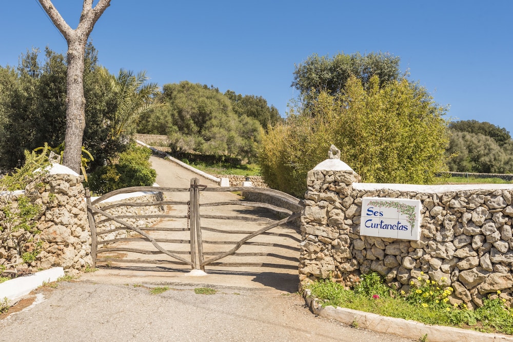 Finca Ses Curtanetes view 4
