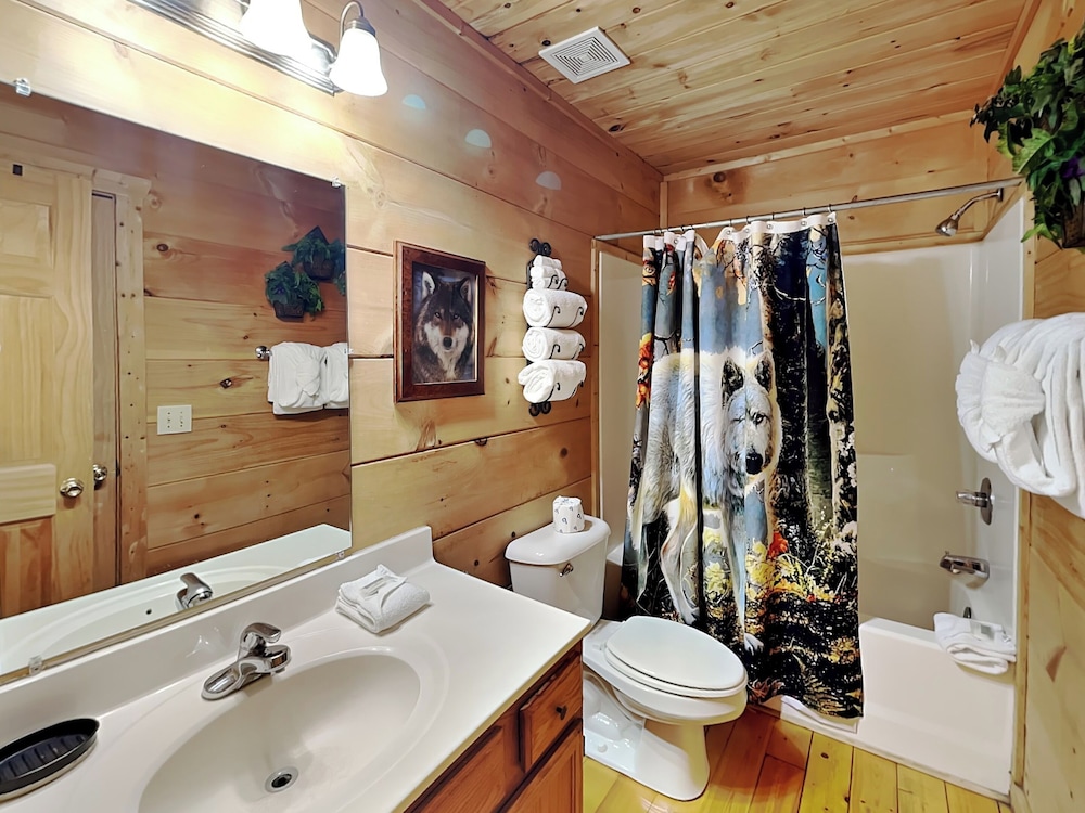 Wild Things by Jackson Mountain Rentals