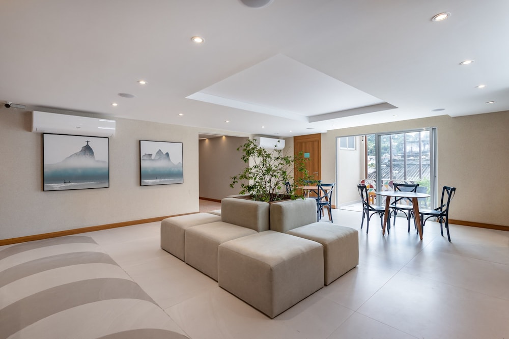 Sea View and Balcony With Bathtub Q4