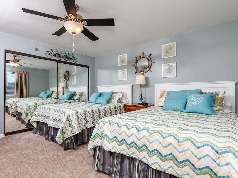 Surf Dweller 205 - Seaspray Getaway