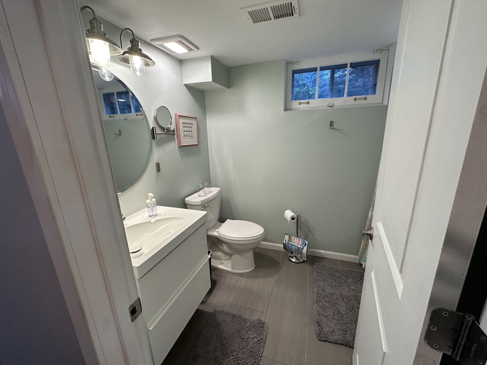 Casa Kelly 4 Bedroom Home by RedAwning - Property Image 56