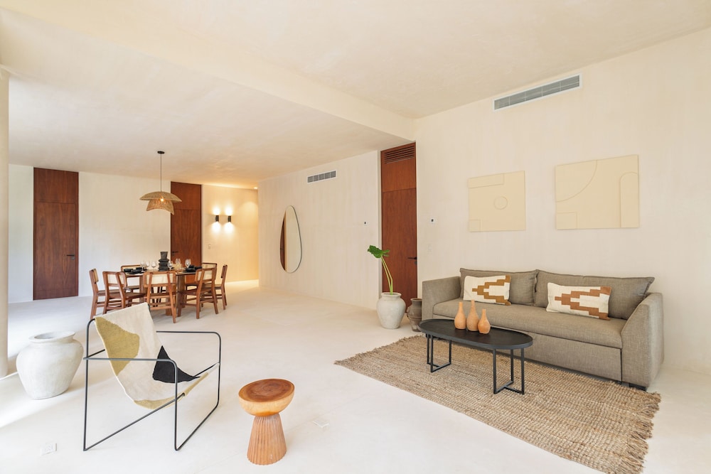 BT Homes - Zama Boho