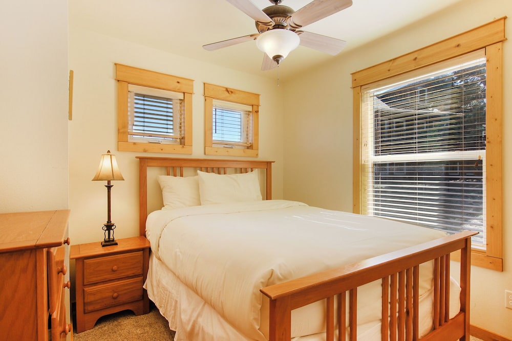 Estes Park Vacation Lodging