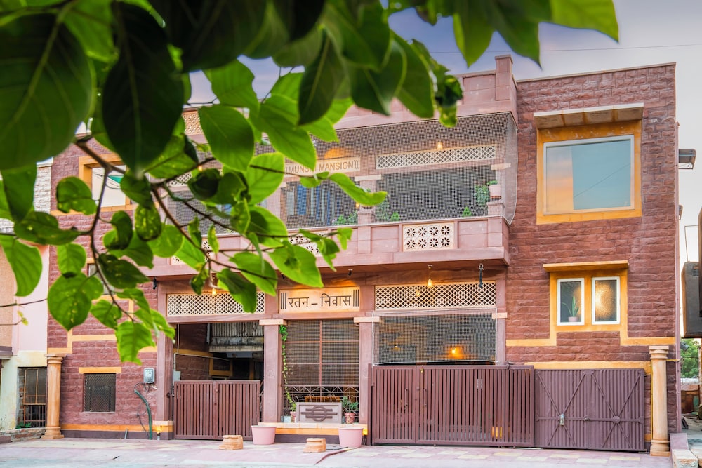 The Munshi Mansion