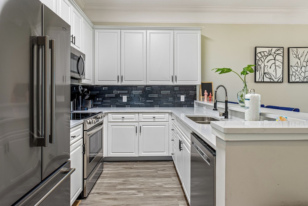 Peninsula Golf Club - The Links #B203 by Southern Vacation Rentals