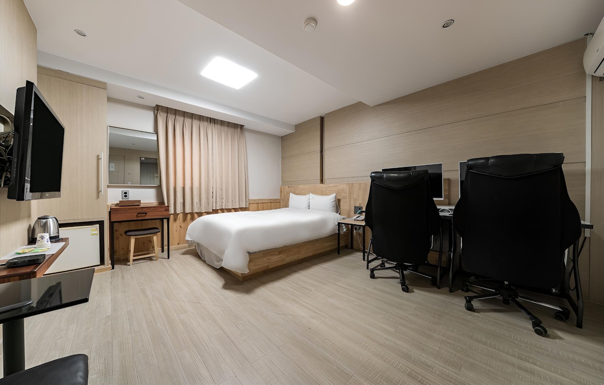 Suwon Hotel Pacific 37