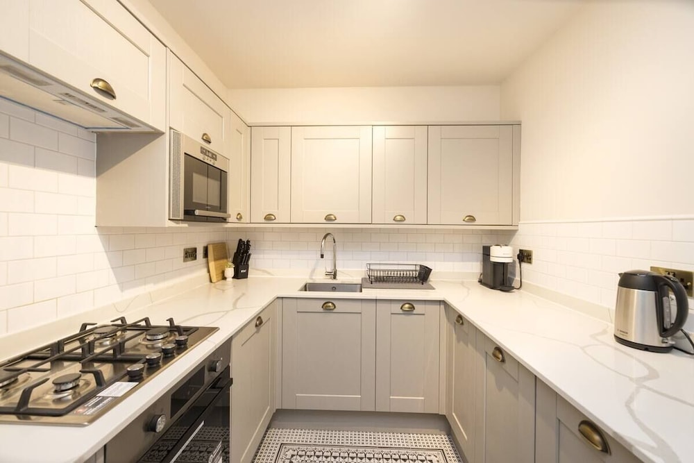 JOIVY Stylish 2bed Flat Near Calton Hill