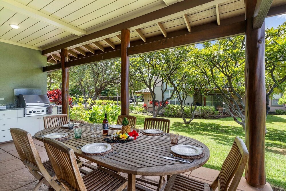 Luxurious View Corner Townhome - Great Views - VIP Beach Pass - Vrkcv