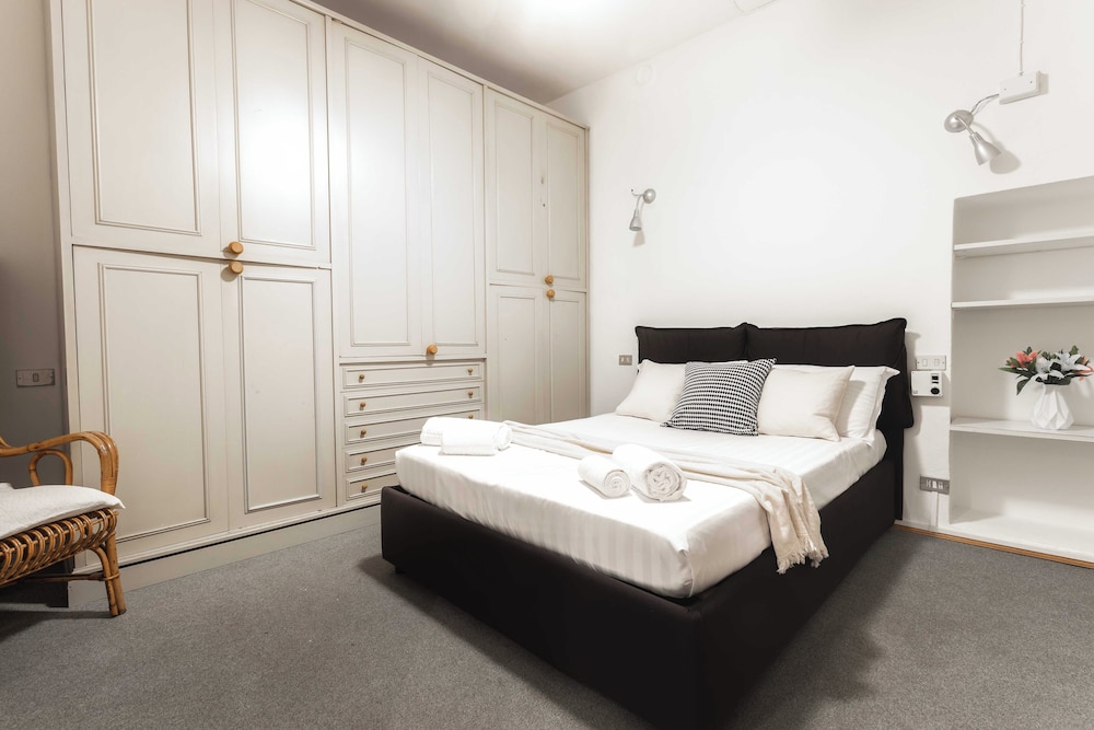 Stunning Flat near the Duomo