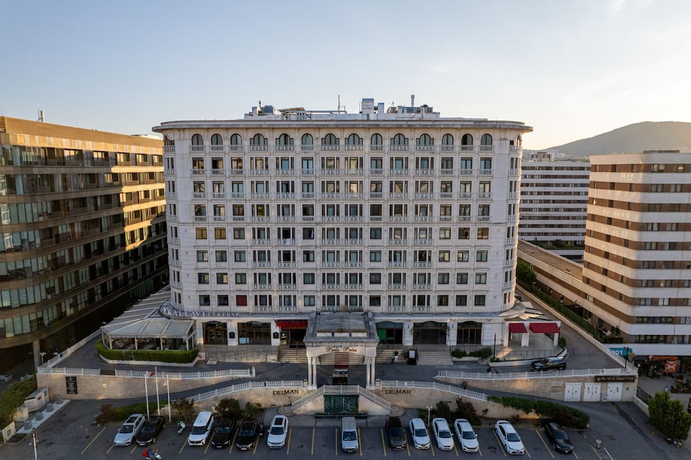 Elits Suits - Image 35