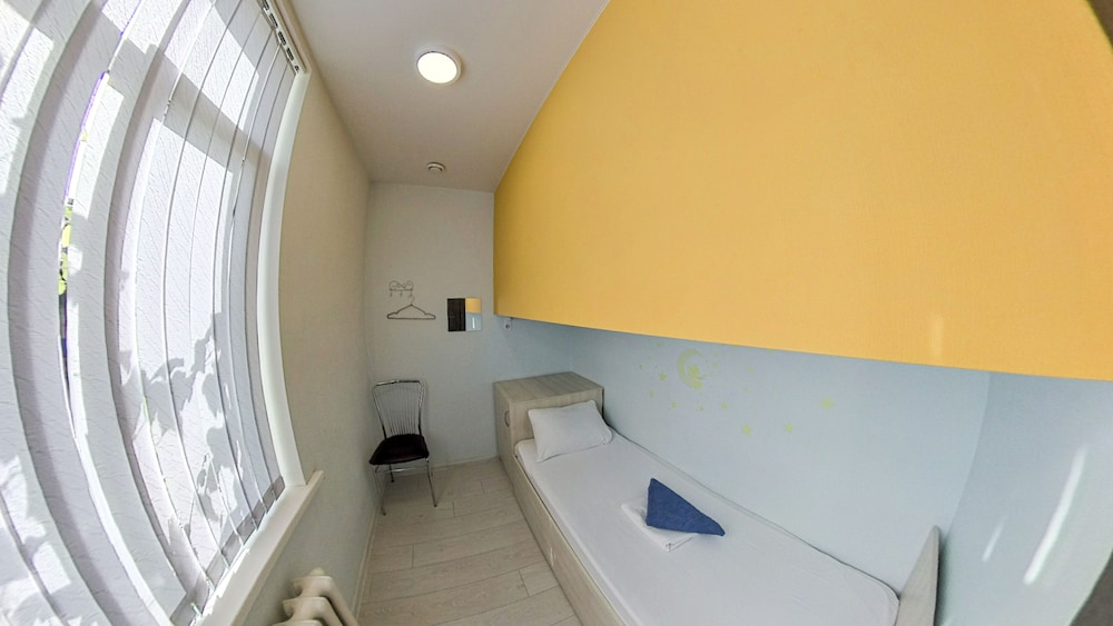 Telegraph Hostel