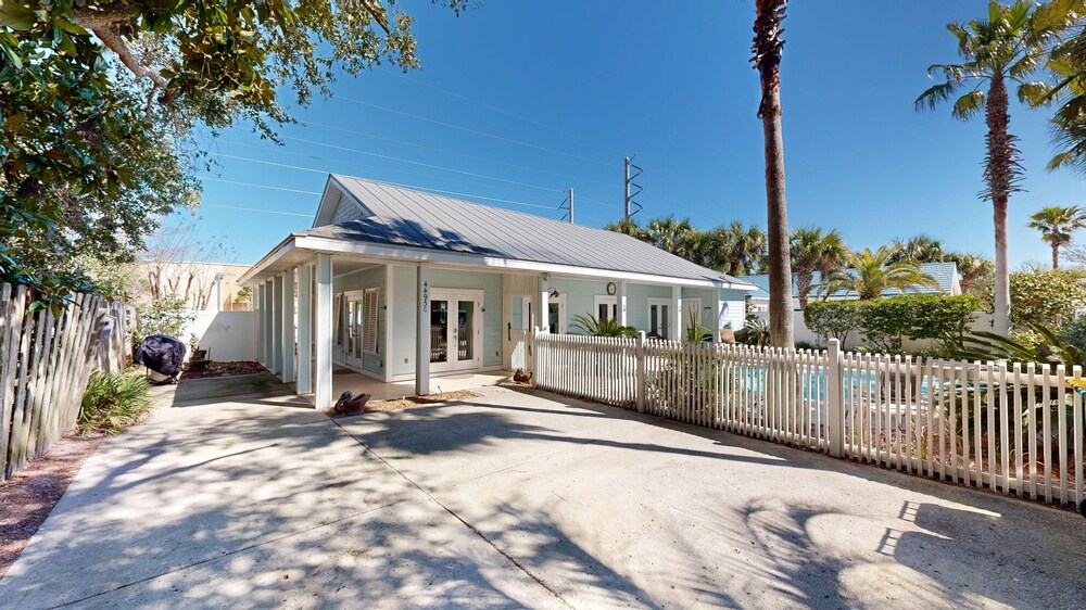 1 Cozy Cove 3 Bedroom Home