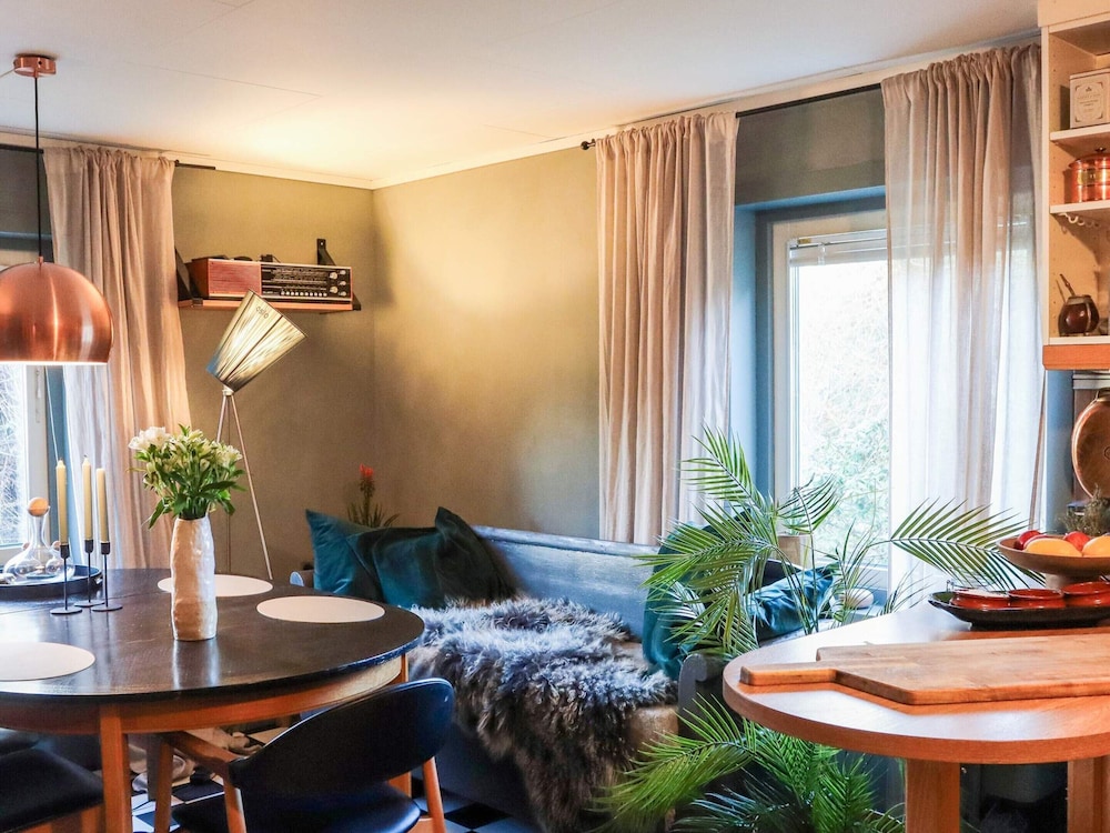6 Person Holiday Home in Sondeled