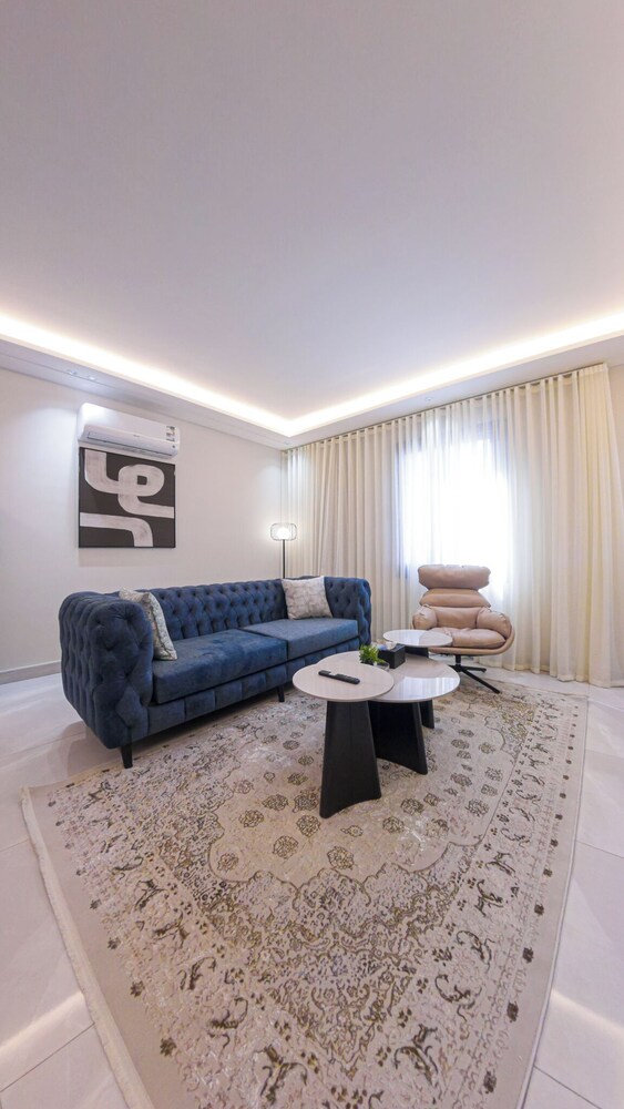 Hometel Rawda