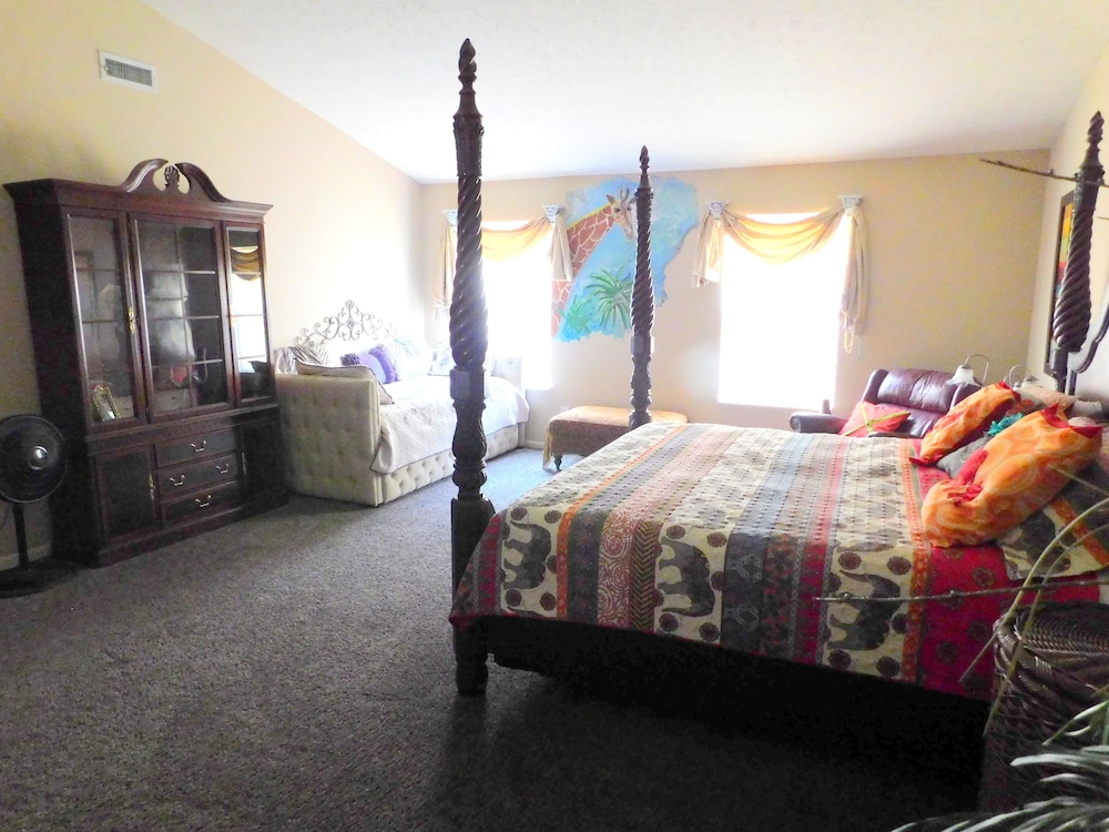 Evonne's Sharing House - Property Image 45