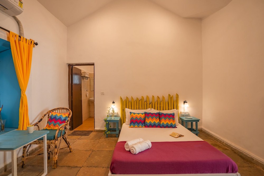 goSTOPS Lite Goa, Calangute