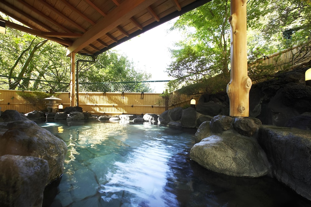 Tonosawa Onsen Yamano Chaya Ryokan