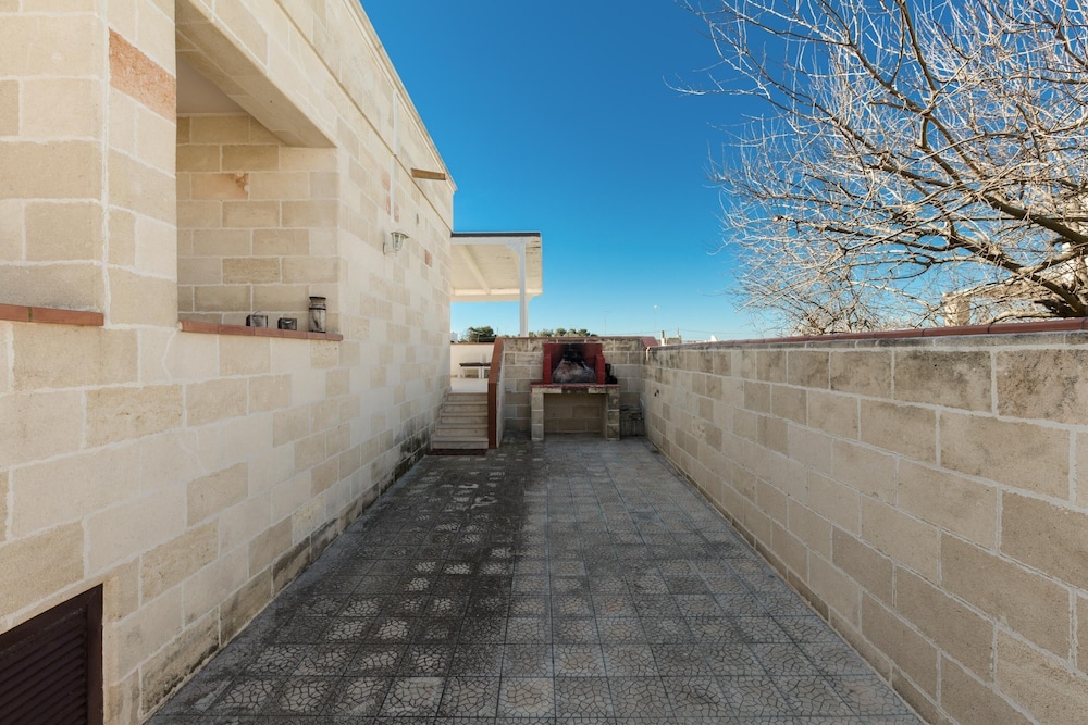 Photo 16