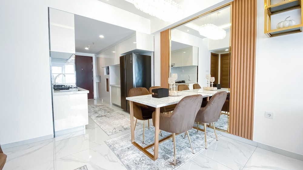 Best Deal and Strategic 3BR Apartment Sky House BSD