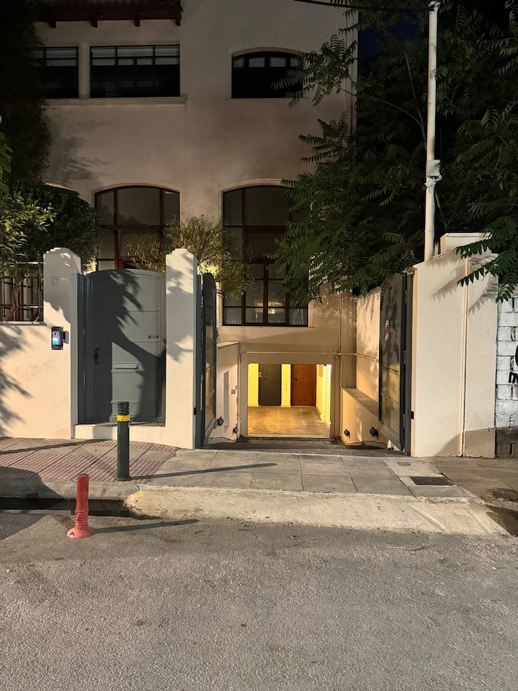 Ma Maison Downtown Villa N 8 Indoor Heated Pool