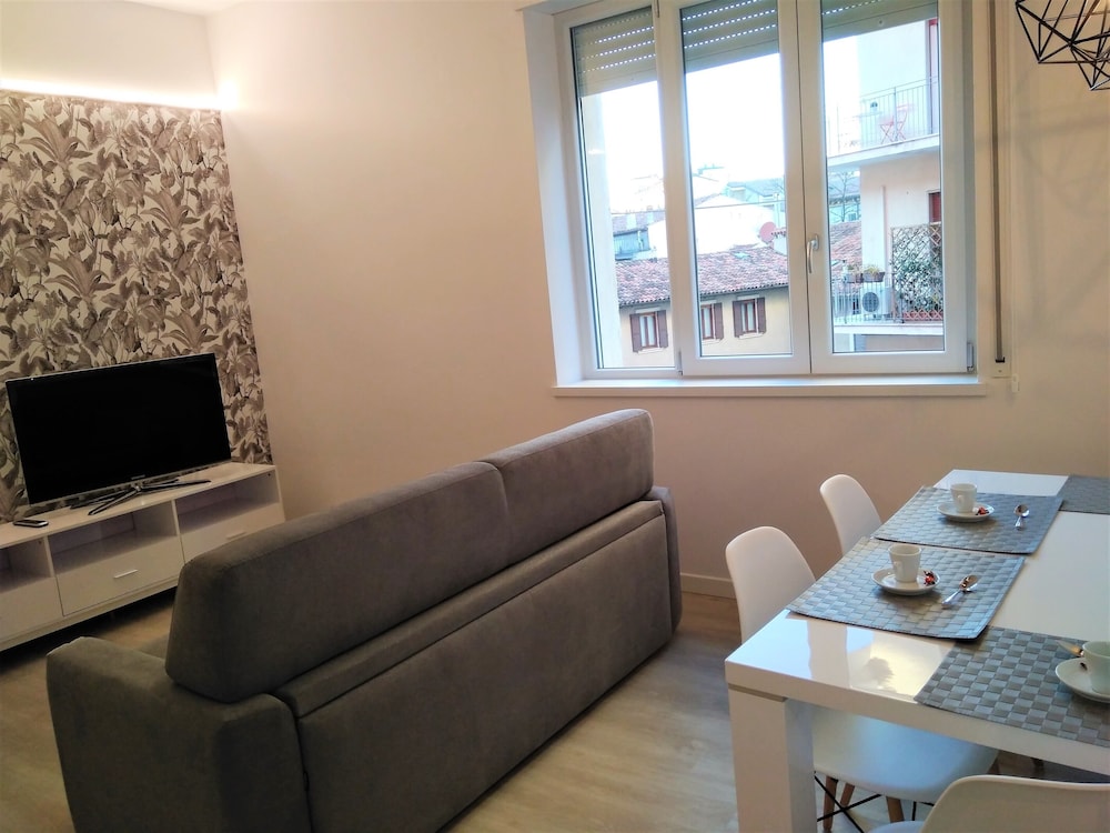 DOLCE NOTTE APARTMENTS view 3