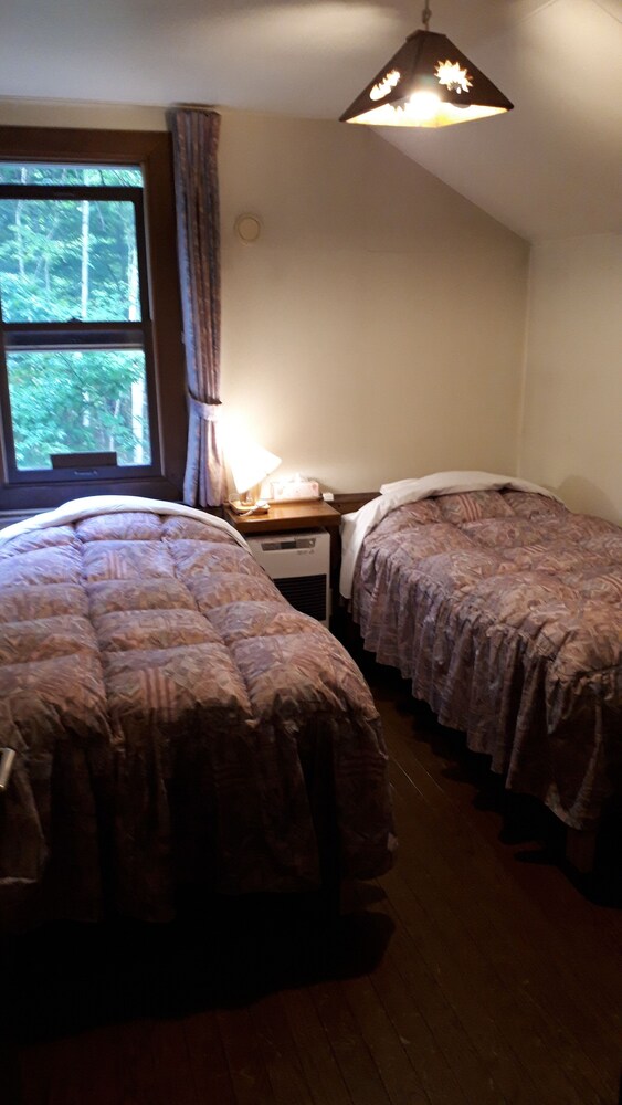 Pension & Restaurant Bistare Kana