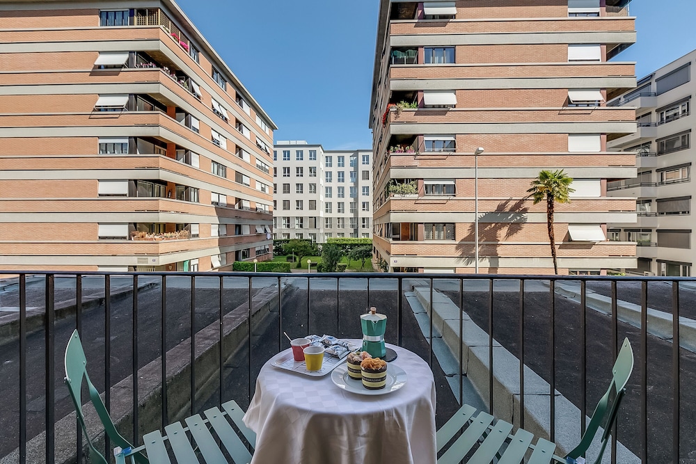 Elegant Apartment