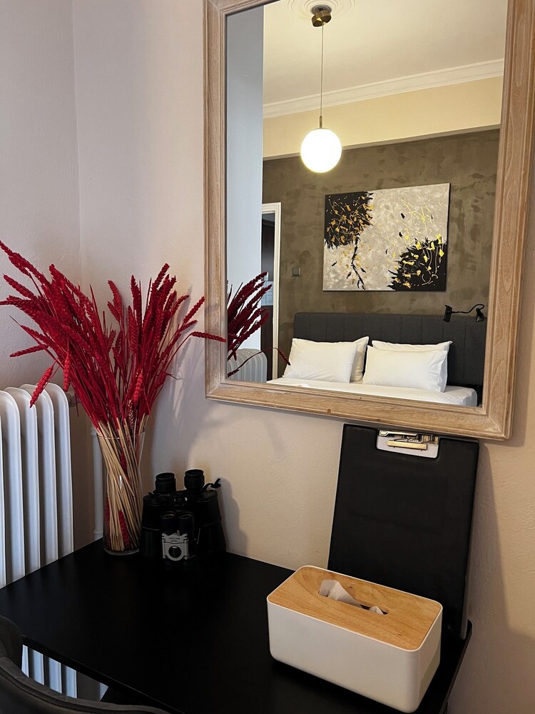 Pnyka Apartment 3