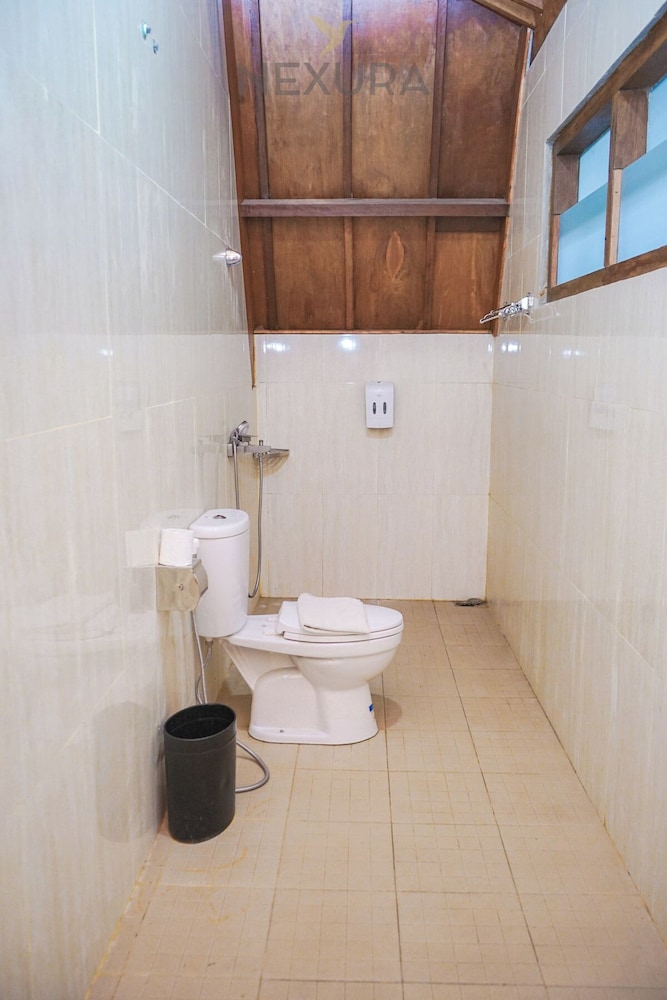 Jambu Klutuk Resort