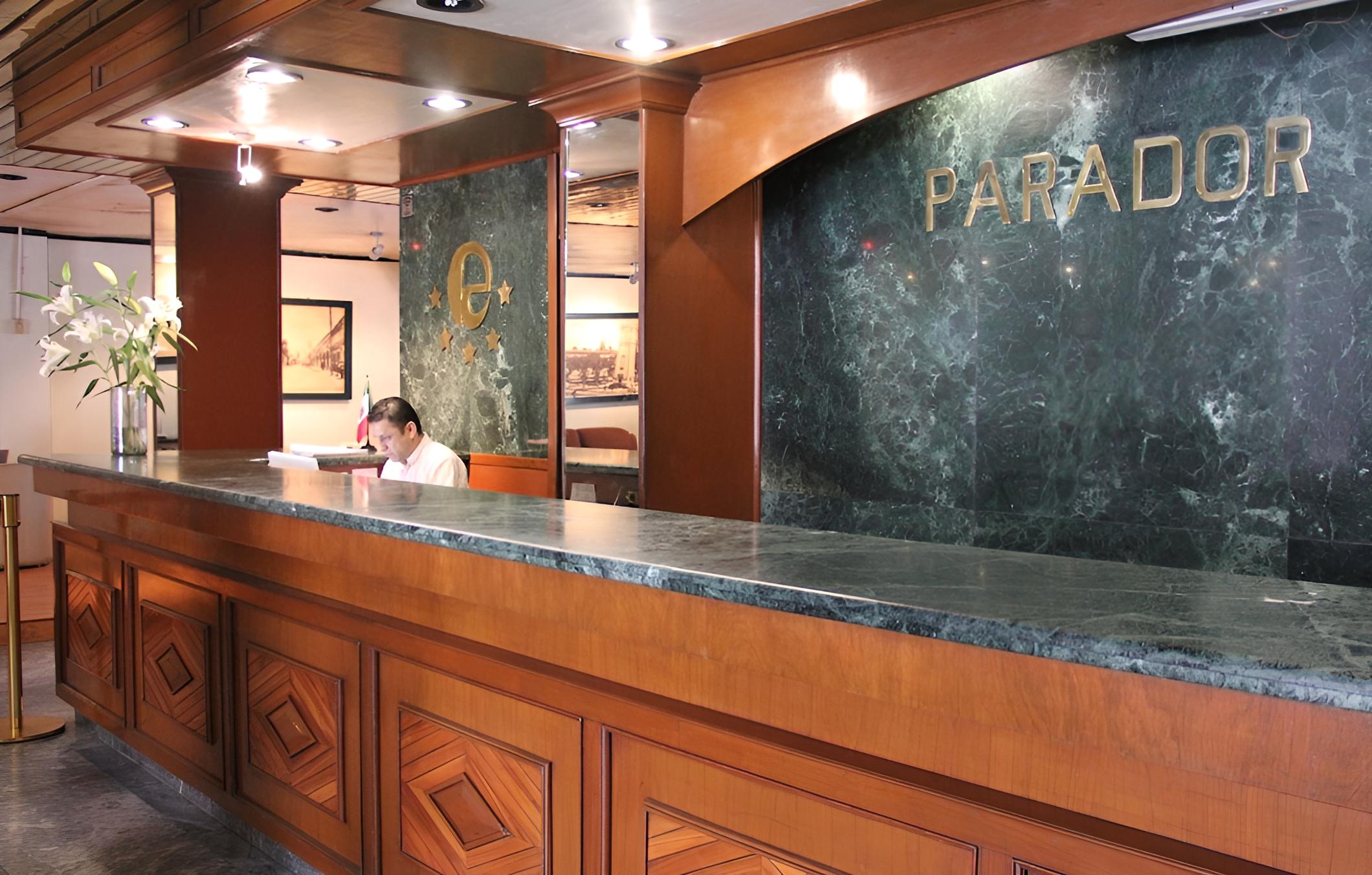 Hotel Parador del Rio
