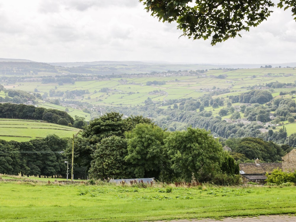 Upper Highlees Farm