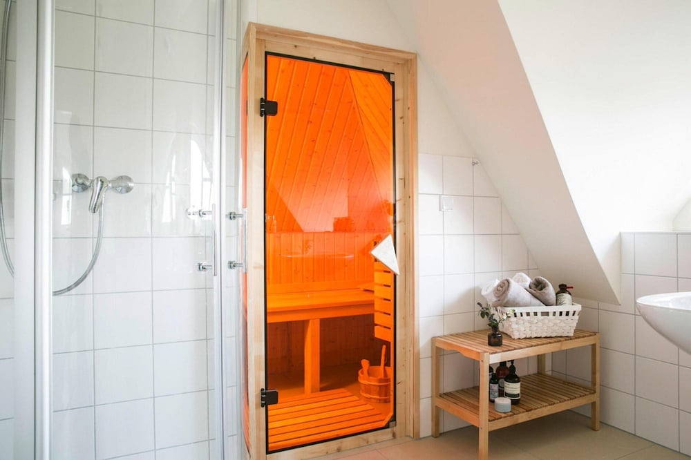 Haus in Bodstedt mit Sauna am Bodden