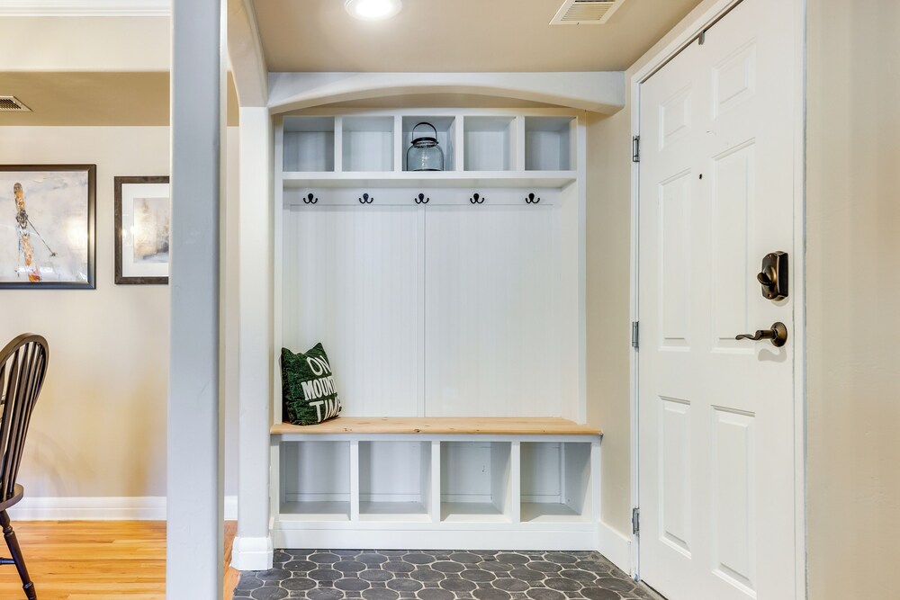Close to Beaver Creek & Vail: Cozy Edwards Condo!