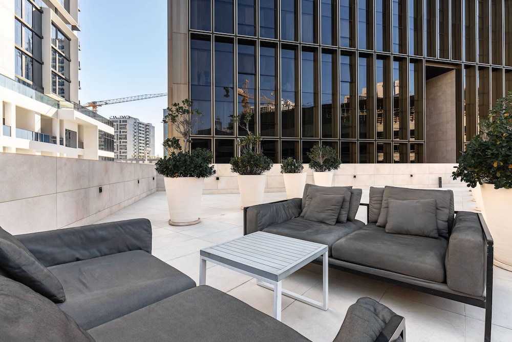Modern 1-bedroom Apartment in Residence 110 in the Heart of Dubai