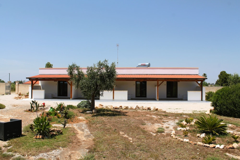 Tenuta Petra Chiara -Apulian Country B&B