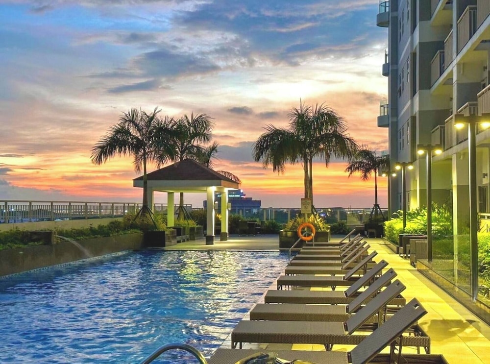 Cosy Deluxe Flat Manila Bay City Views