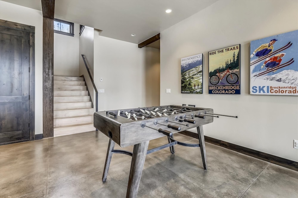 Barton Creek Vista 6 Bedroom Home